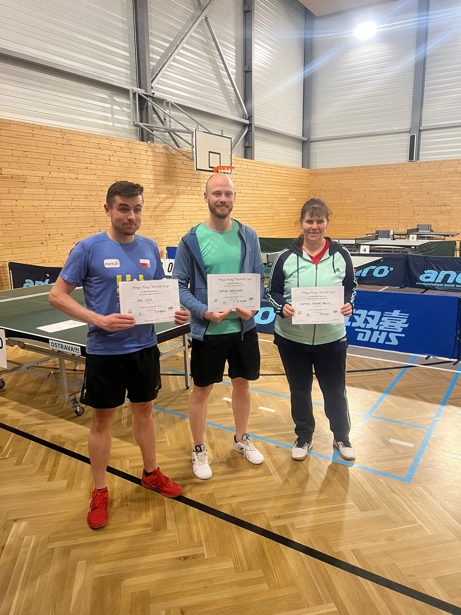 4efb8165-b650-425a-a601-60f5288910b1